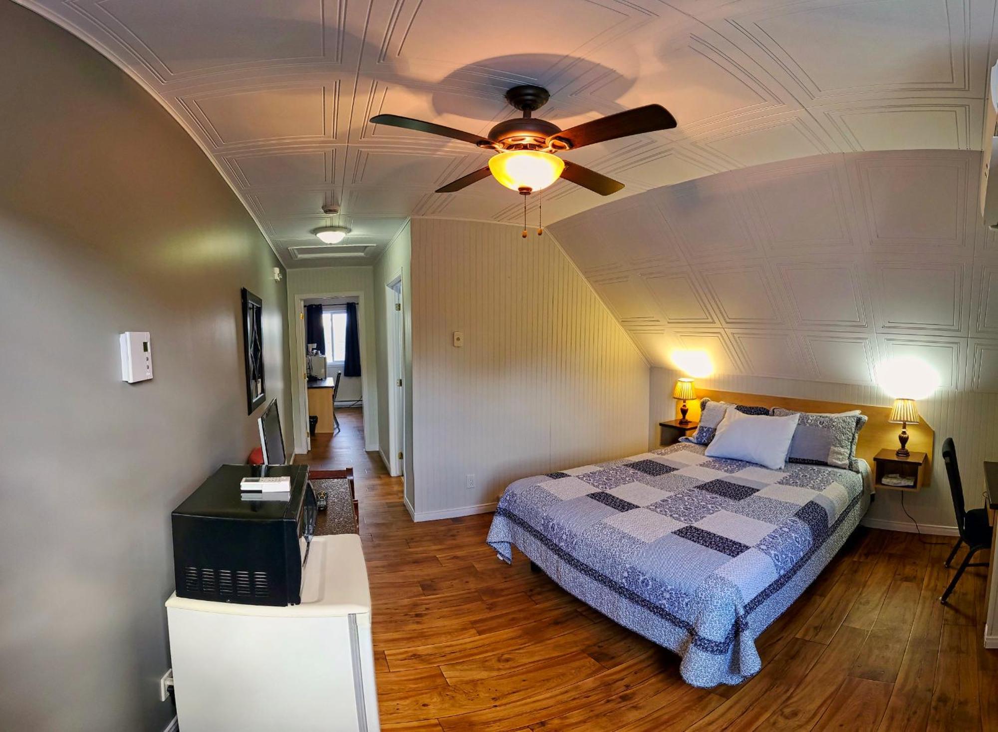 Motel Au Vieux Frontenac Thetford Mines Dış mekan fotoğraf